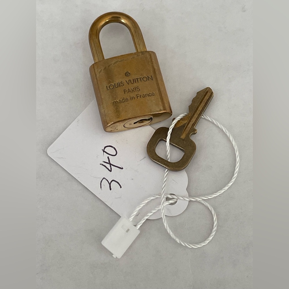 Louis Vuitton Lv Lock And Key #340